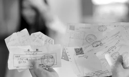 饭店拒开发票套路 市民可拨打12366投诉