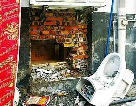 四川南充一珠宝店300万金首饰遭劫情况如何？