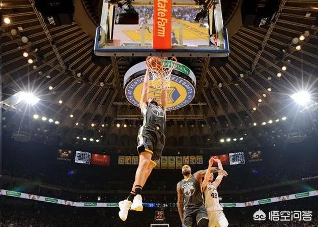 勇士大胜马刺、火箭碾压国王、鹈鹕险胜公牛，2月7日西部排名发生了什么变化？