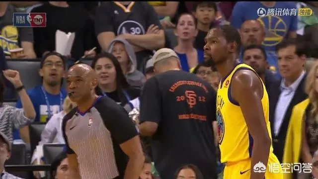 勇士对阵雄鹿,杜兰特复出首战遭驱逐,你如何看?