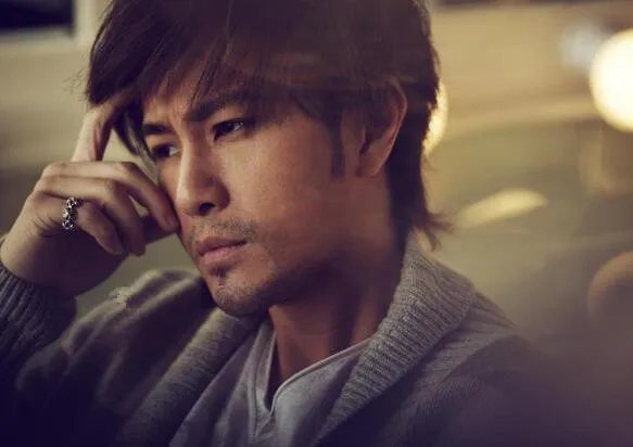 许绍洋近况结婚了吗？ 帅气不减当年竟是因为整容？