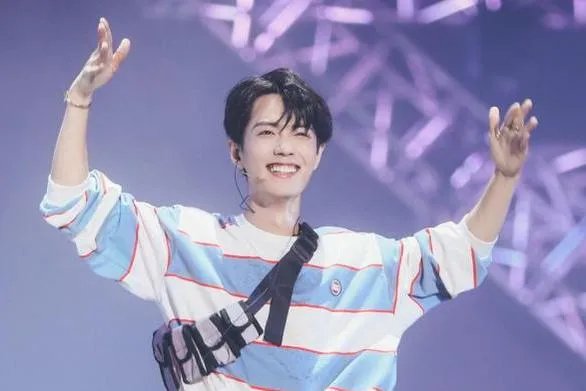 2021年央视春晚明星阵容曝光，肖战万茜名列其中，你最期待谁？