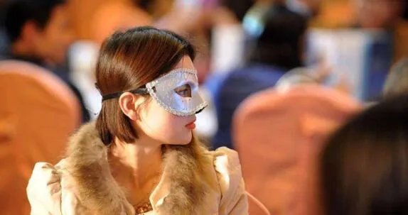 怎么和男生聊天找话题 怎么聊天让男生越来越喜欢你