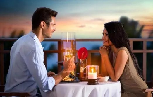 怎么和男生聊天找话题 怎么聊天让男生越来越喜欢你