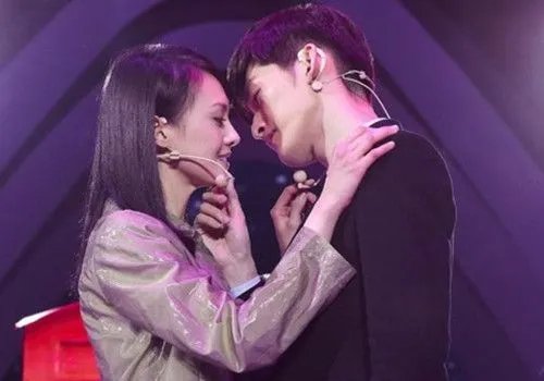 曝张翰和郑爽的图片 揭秘两人恋情背后的故事