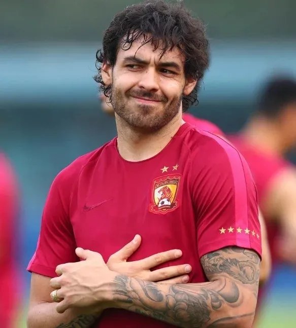 盘点那些加入中国国籍的运动员们:代表中国队出战!