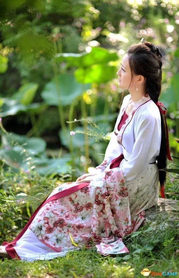 校园汉服女神pk图片盘点 清纯动人如同仙女下凡