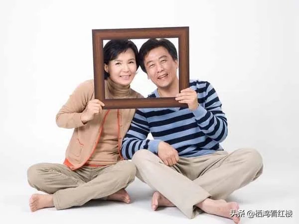 如何委婉地劝说我爸不要再睡在我妈的房间了？