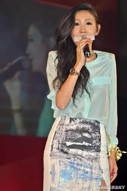 31岁女星29次分手 将男人玩弄股掌之间的女星