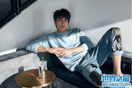 林更新的爷爷是林连章,背景神秘父母身份成谜