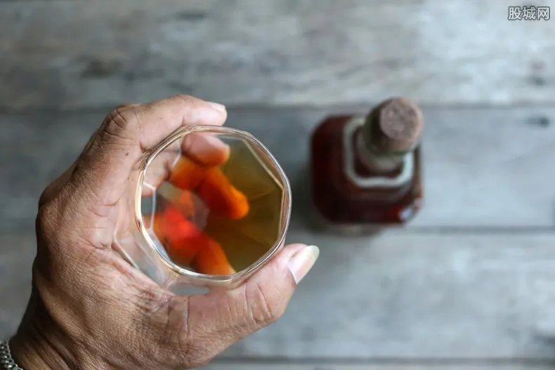 酒鬼酒再发公告 事件真相到底是怎样的？