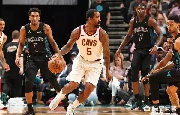 如何看待JR如此潇洒的动作助攻詹姆斯追平乔丹？他是提前设计好了么？