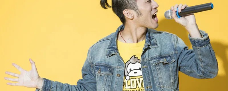 等待我的人是否还坐在窗前是什么歌 歌曲等待我的人是否还坐在窗前是什么歌