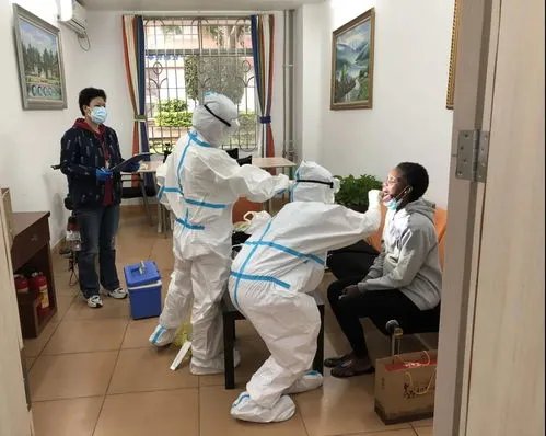 江苏师大22名学生患肺结核,该校对此做什么措施?