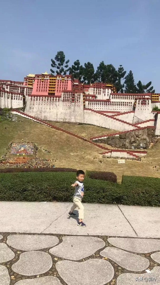 孩子人来疯该怎么办呀？