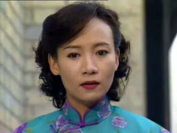 商天娥年轻时的照片 商天娥为什么很晚结婚