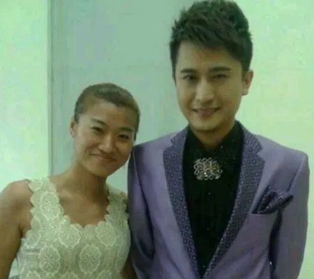 杨帆妻子的个人照片曝光 揭露杨帆的个人经历