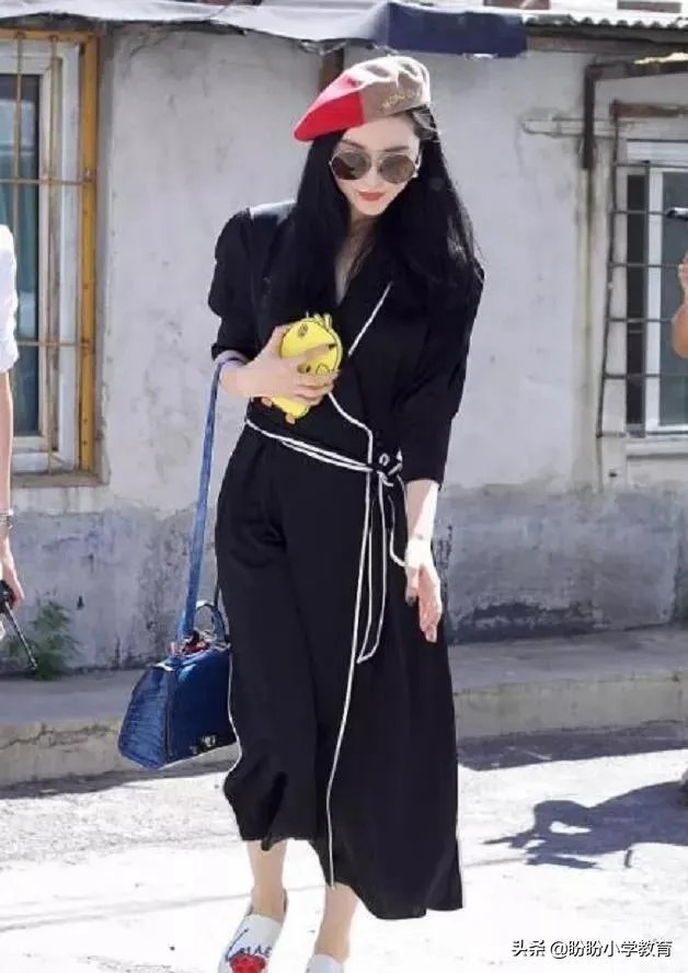 范冰冰和李晨分手后聚餐。话说，你认为恋人分手后还能当朋友吗？