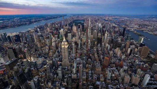 首尔房价暴涨52%，导致其房价暴涨的原因是什么？