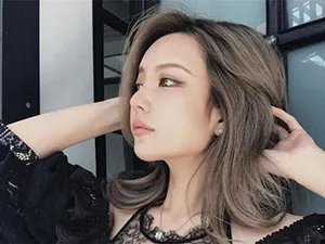 周扬青被说买假包炫富遭嘲讽 周扬青怎么那么有钱做什么的资产818