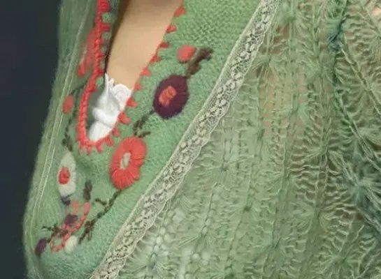 神秘女子震惊世界！惊叹她背后的男人（组图）