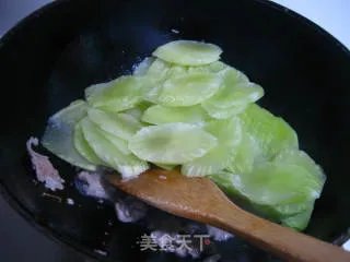 莴笋炒肉