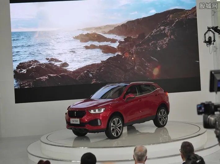 起亚k5和速派哪个好 起亚k5和速派各有什么优势