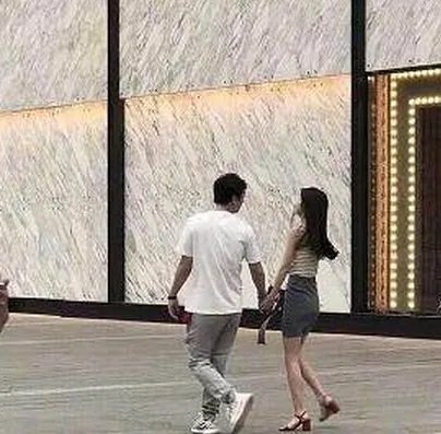 王思聪豆得儿逛街怎么没带保镖？