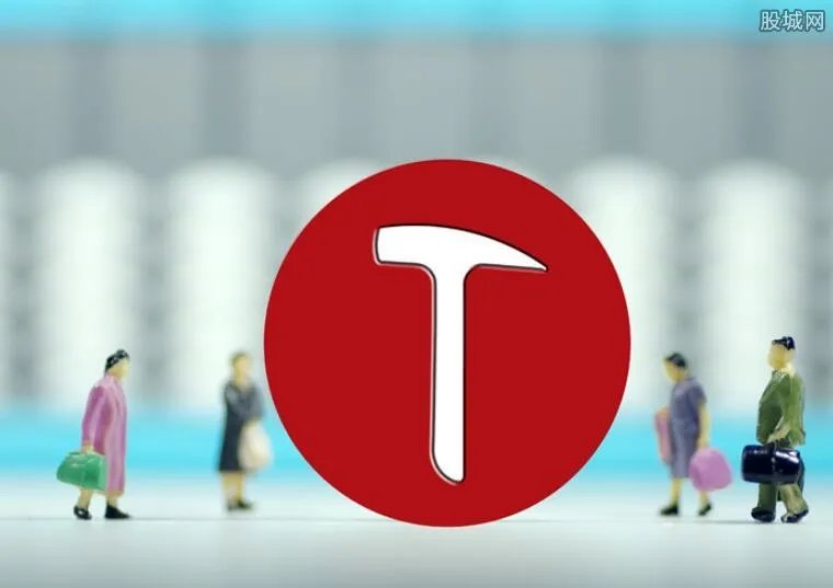 锤子10位高管退出 罗永浩卸任原因曝光