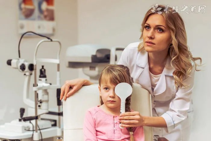 妇女接住坠楼女孩 如何预防孩子坠楼事故