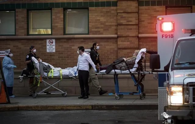 为什么美媒称美国抗疫成国家批准的屠杀，死亡时钟是怎么回事？