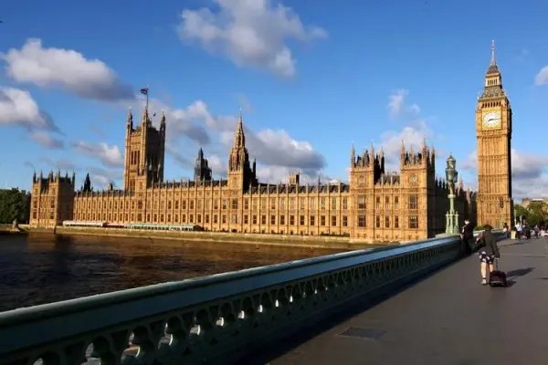 伦敦时间现在几点