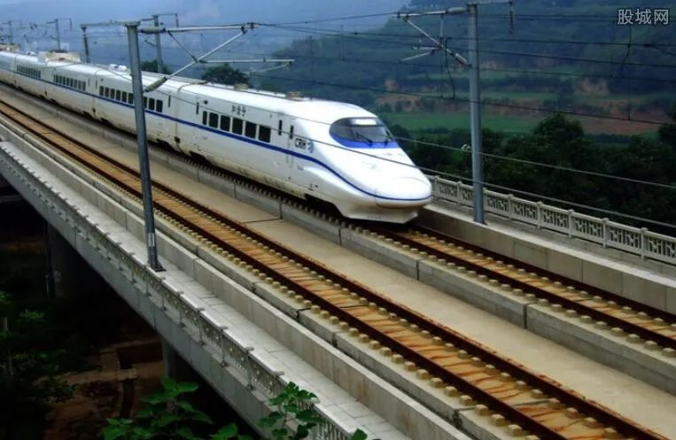 梅汕铁路正式开通 梅州到广州仅需3个半小时左右