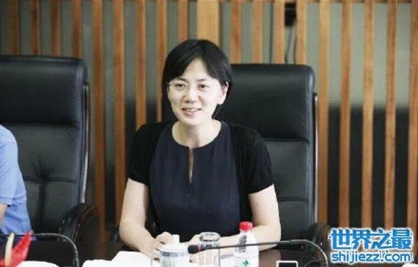 央视沈冰在监狱照片曝光，卖肉之后被抓毁掉一生 