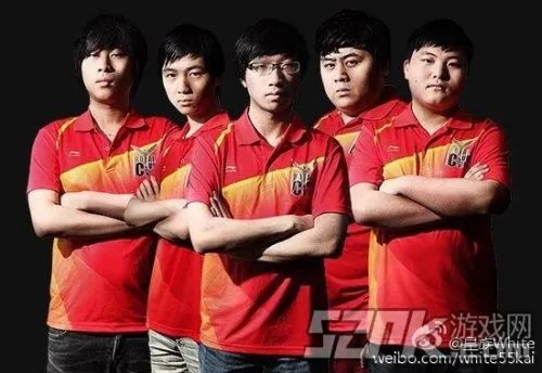 《英雄联盟LOL》老皇族5人斗鱼TV直播预告