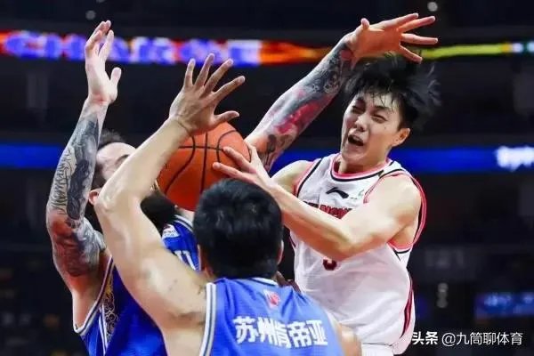 中国暂停外国人入境，CBA球队中还有很多外援没有回来怎么办？