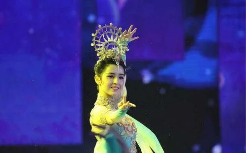 《快本》新人候选名单公布，谁最有希望取胜？