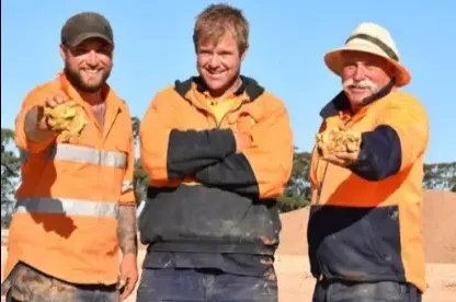 澳大利亚淘金客挖出两块黄金,我们也可以去当地挖黄金吗?