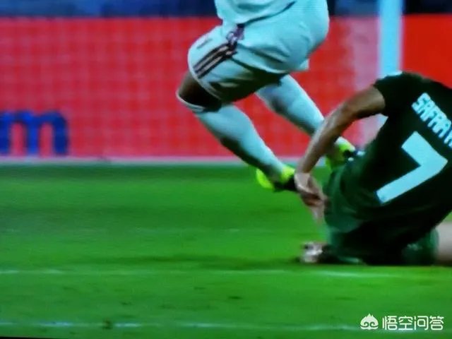 下一场对阵伊朗的比赛国足会派出怎么的首发阵容？战术打法又会如何？