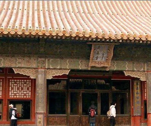 故宫裸拍事件怎么回事 为了出名也是费尽心思