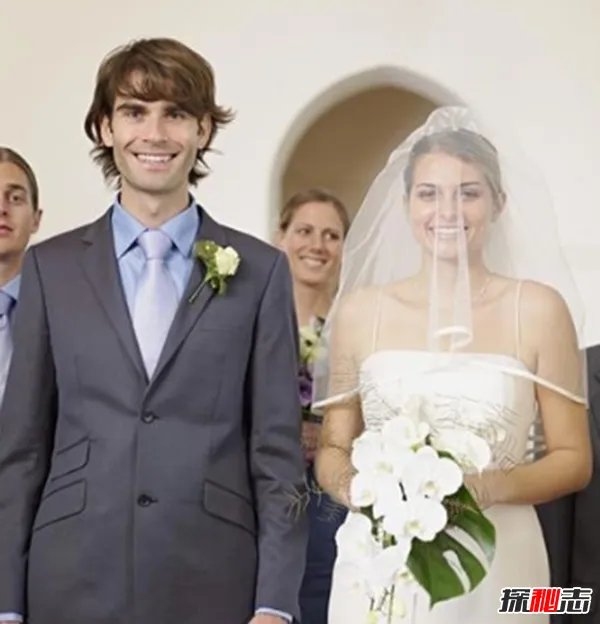 新娘为啥要拿捧花?真相让人崩溃(借花香遮掩身上难闻的臭味)