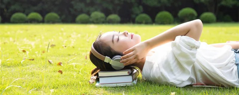 草原最美的花火红的萨日朗是什么歌 火红的萨日朗是谁唱的