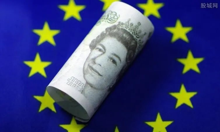 英国脱欧谈判协议开启 英内阁通过脱欧