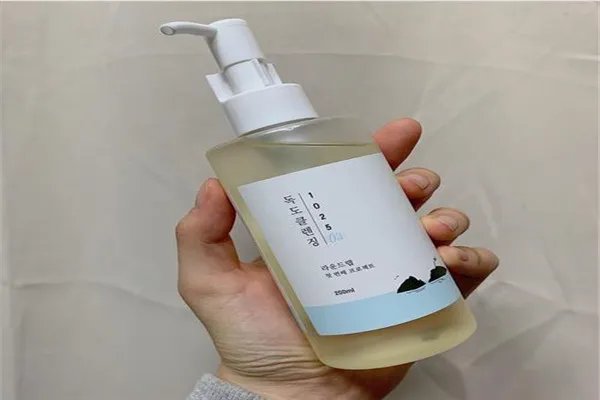 2021去黑头卸妆油排行榜:雪花秀顺行卸妆油上榜 第6深层卸妆