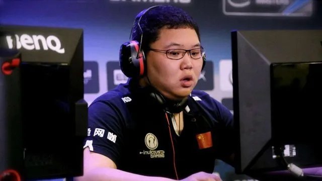 PDD希望小学完工 这一次大家都在集体点赞游戏主播