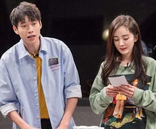 杨幂魏大勋前后现身同一饭店，他们俩是恋人关系吗？