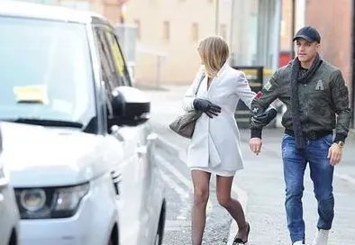 桑切斯因何违停而被罚款？