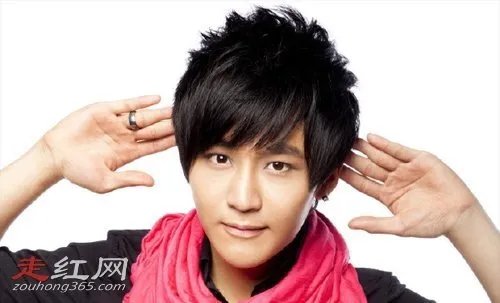 夏航燕微博骂李炜事件 李炜和苏醒的后台打架