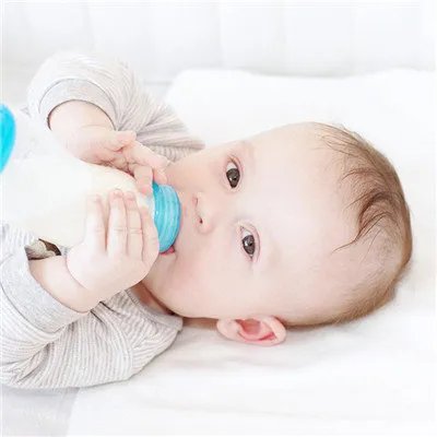 婴儿眼里进东西怎么办？