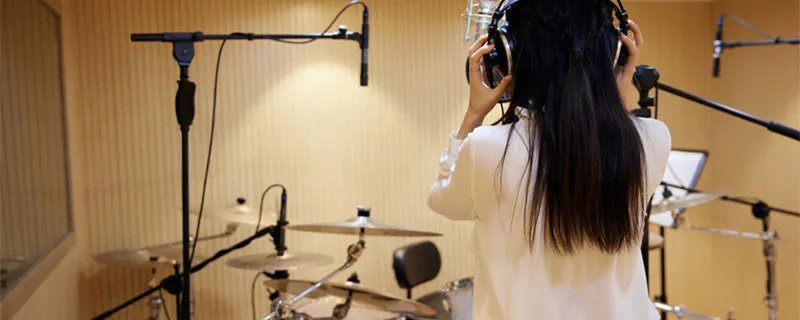 你存在我深深的脑海里是什么歌 歌词你存在我深深的脑海里是什么歌